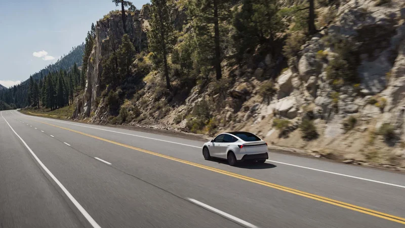 Tesla Cybertruck vs. Vegas Hotel: What Happened?